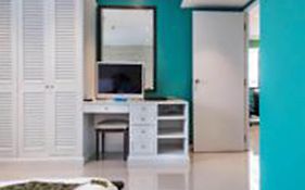 Omni Syncate Suites